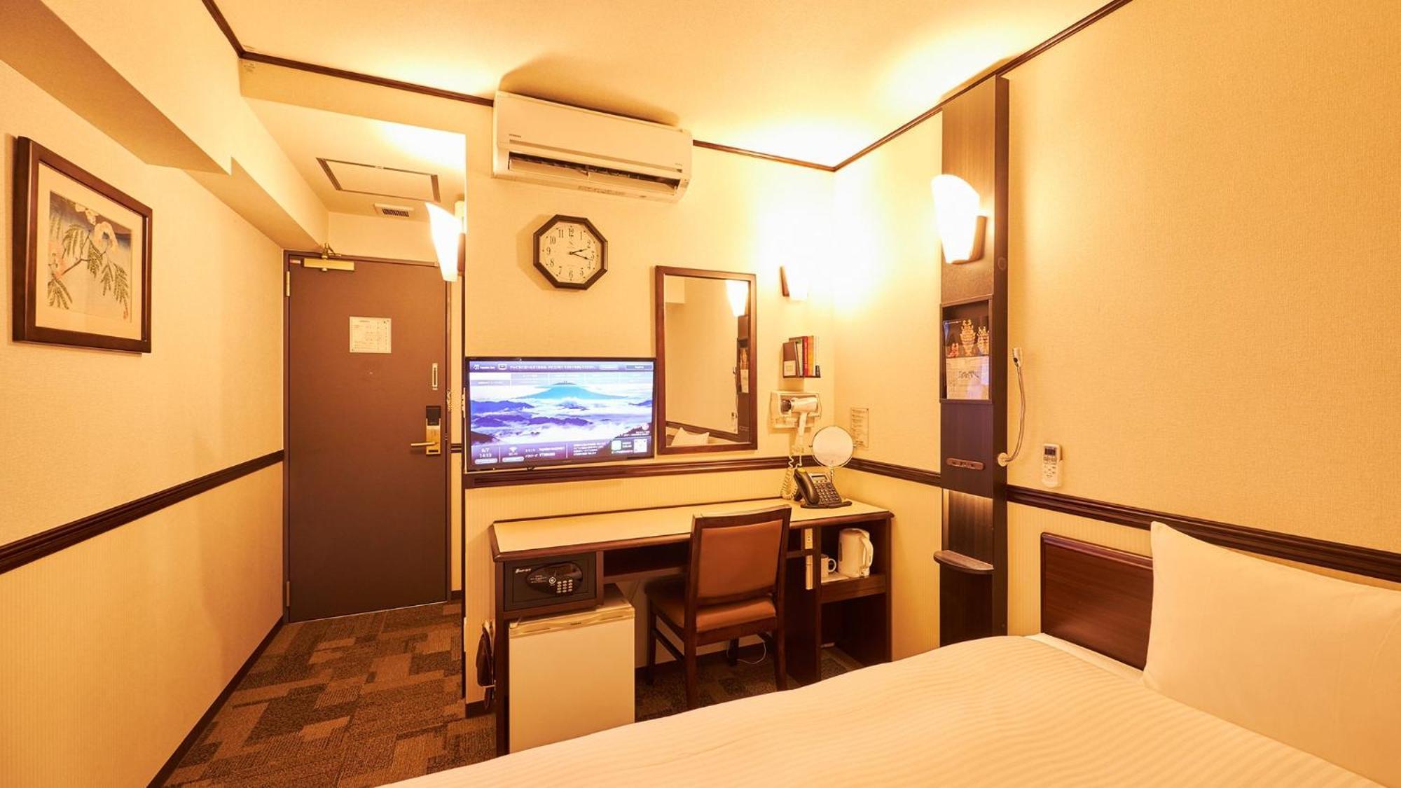Toyoko Inn Osaka Tsuruhashi Ekimae Pokoj fotografie